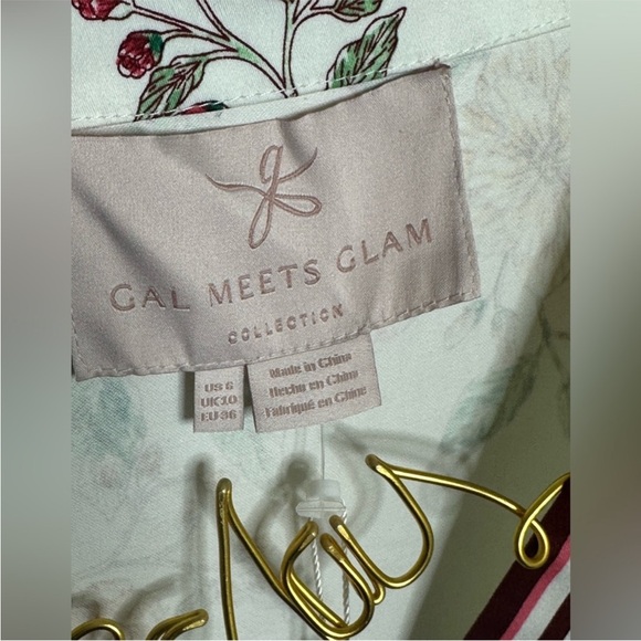 Anthropologie Gal Meets Glam Teresa Floral Wrap Dress Size 6
Tradwife - Picture 10 of 16